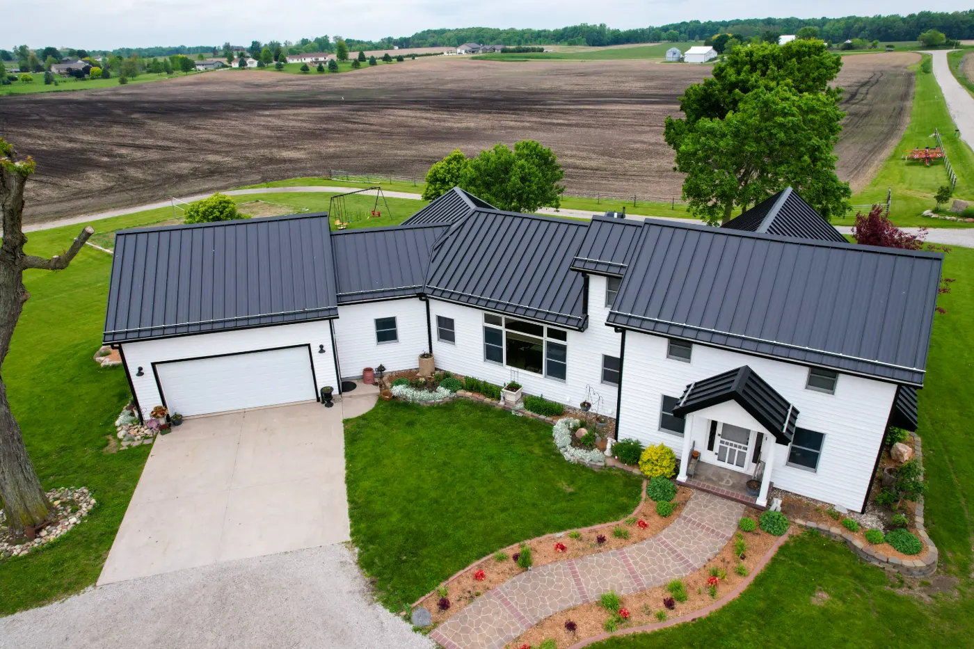 Manufacturer-certified roof installation in Hazel Dell